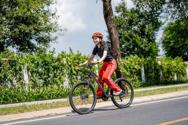 vi-sao-phu-nu-nen-dap-xe-nhieu-hon-2