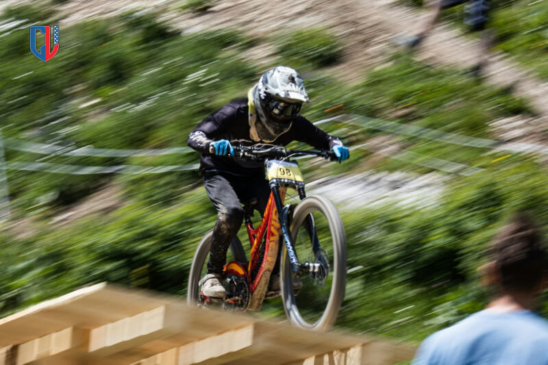 Các Kỹ Thuật Đạp Xe MTB: Hướng Dẫn Toàn Diện Cho Người Mới 1 ky-thuat-dap-xe-mtb-1